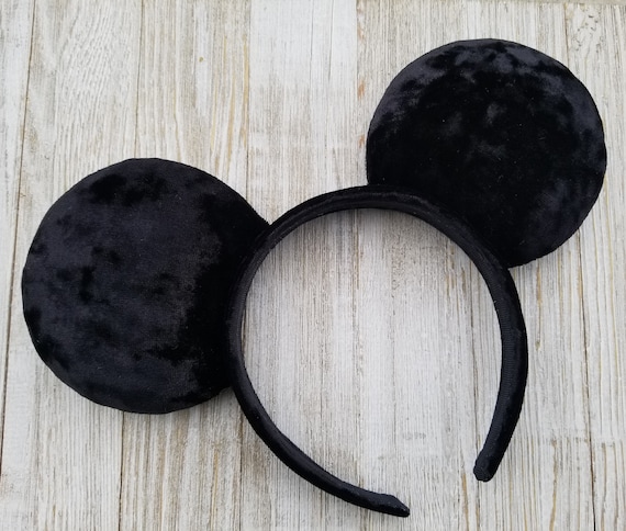 Black Mouse Ears Black Mouse Ears
