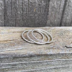 Anillo de cuerda, trenzado, plata de ley, estilo western, vaquera, anillo apilable, banda fina, rodeo, lazo, hipoalergénico, hecho a mano, plata de ley
