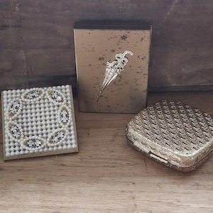 Vintage 1950's Vanity Compacts, Mirrors and Make-Up Holders