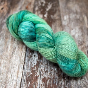 Merino Light 4Ply Singles Yarn - Swell - Falklandwol met de hand geverfd