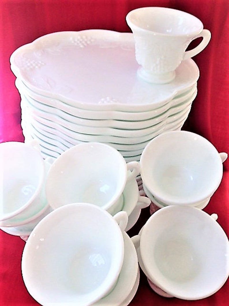 15 Vintage Milk Glass Luncheon Plate and Cup Set - Etsy