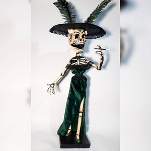 Catrina mexicana, dia dos mortos, caveira de açúcar, dia dos mortos, escultura de papel, artesanato em papel, artesanato mexicano, cartoneria, papel machê