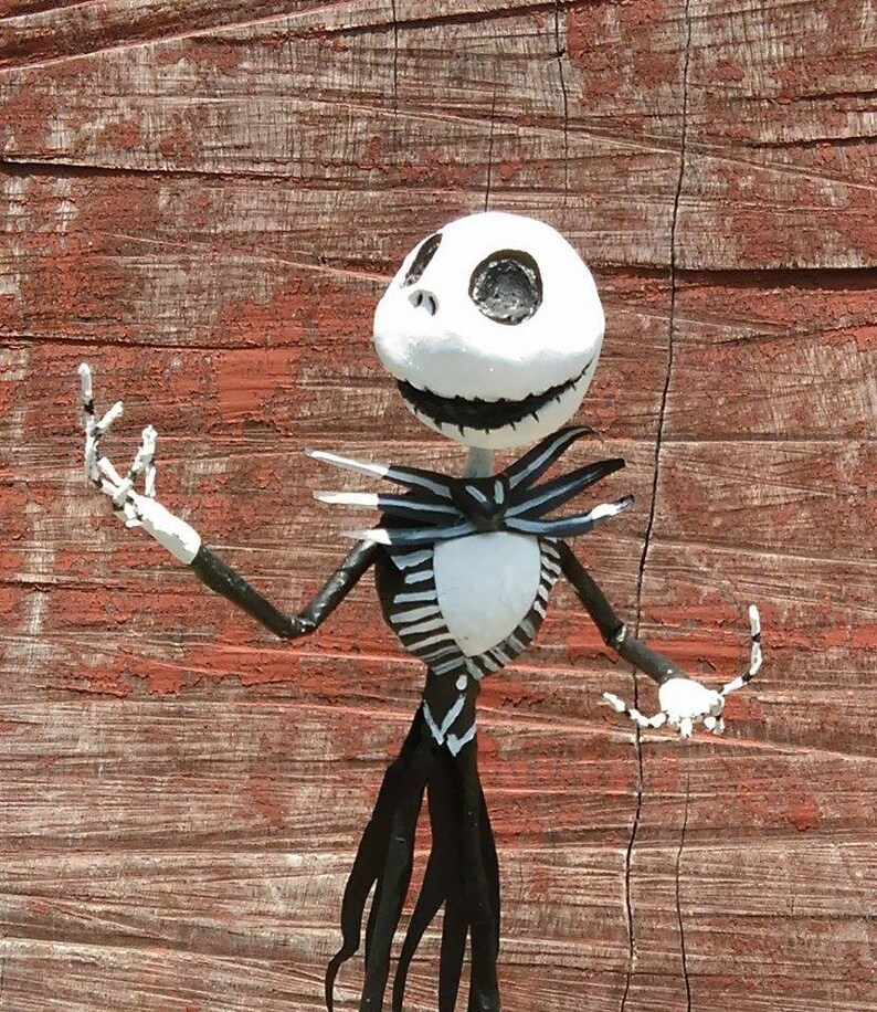 Jack Skellington figure paper sculpture paper craft papier