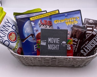 Movie Night Decorations|Home Theater Sign| Movie Night Party Decor| Outdoor Movie Theater Sign|Movie Party Decor| Family Movie Night|