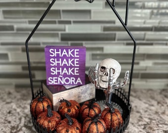 Beetlejuice inspired Shake Shake Shake Senora wooden sign|Halloween movie party Decor|Beetlejuice inspired party decor|betelgeuse inspired