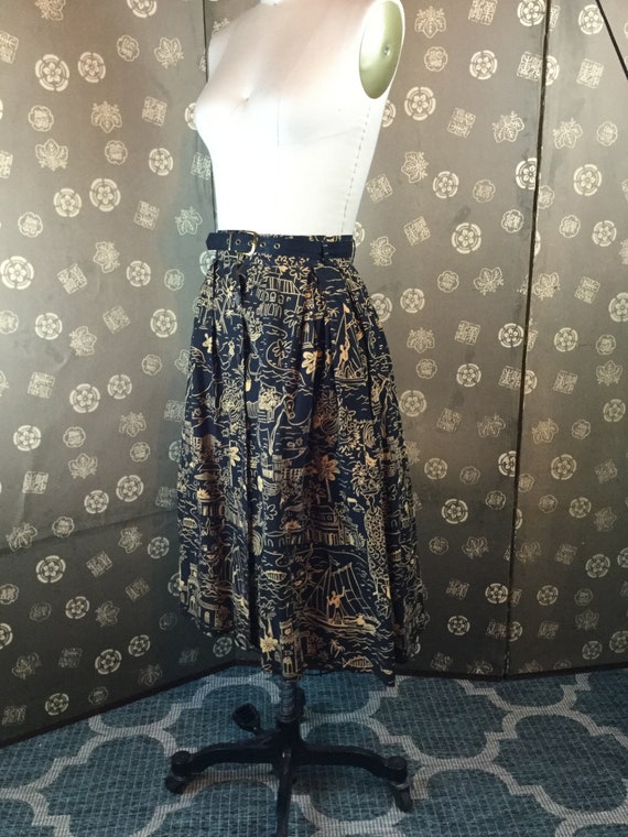 1950s Gold & Black Novelty Print Skirt - image 5
