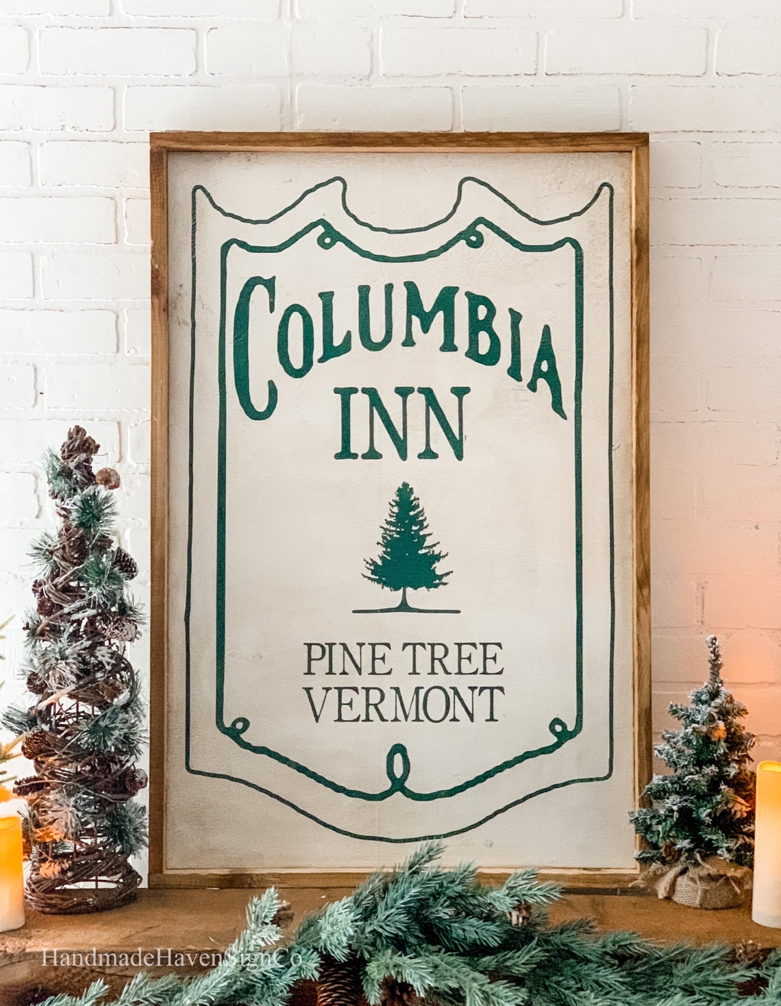White Christmas Sign Columbia Inn Pine Tree Vermont Etsy