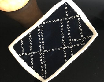 Stylish and Small Carved Ceramic Jewelry Dish in Black and Off-White
