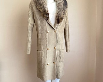 Vintage Loretta Double Button Long Knitted Tan Coat Size L w/ Animal Fur Collar