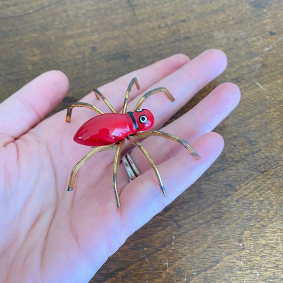 Vintage spider shop brooch