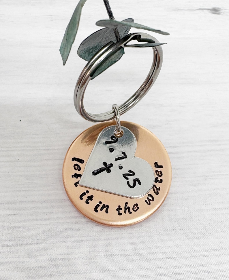 Getauft in Christus Schlüsselbund, Taufgeschenk, Taufgeschenk für Erwachsene, Männer Taufe Schlüsselbund, religiöser Schmuck, christliche Schlüsselanhänger, religiöse Geschenke Bild 4