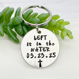 Left it in the water, baptism gifts, adult baptism gift, men baptism keychain, religious jewelry, christian keychains, religious gifts image 5