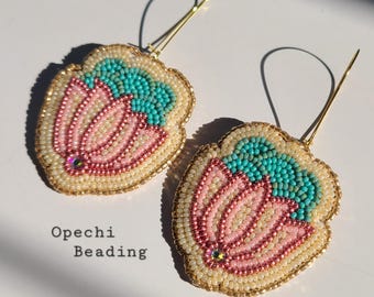 Native American Handmade Beaded Flower Earrings – Gold Accents