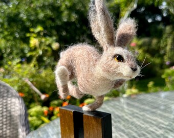 Running Hare ornament/Running Hare/Hare/Felted Hare/Rabbit ornament/Hare Gift/Rabbit Gift/Running Rabbit ornament/Hare Sculpture