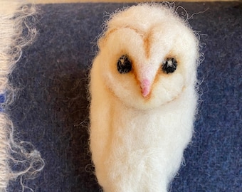 Owl/Baby Barn Owl/Baby Owl/Needle Felted Owlet/Mother's Day Gift/Needle Felted Owl/Baby Shower gift/Owl Gift/Owl Lover Gift/Owl Ornament