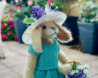 Rabbit doll/Florence Hare doll/Needle felted rabbit/Felt rabbit/Felted Hare/Needle felt animal/Felted Rabbit/Rabbit Ornament/Handmade Bunny