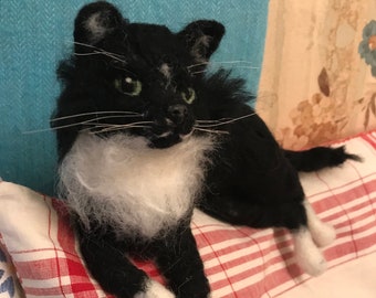 Cat/Cat Portrait/Pet Portrait/Cat Sculpture/Needle Felted Cat/Long Haired Cat/Cat/Pet Gift/Pet Loss gift/Cat Ornament/Needle Felted Animal