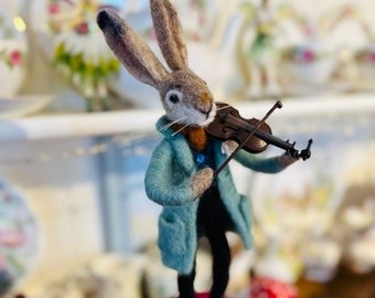 Musical Hare doll/Rabbit doll/Needle felted Bunny/Felt rabbit/Felt Hare/Needle felted animal/Felted Bunny Rabbit/Rabbit Ornament/Rabbit
