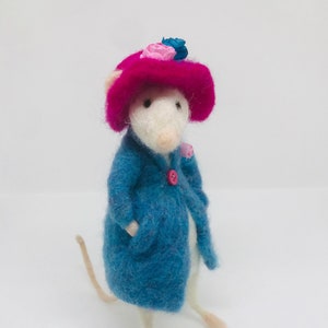 Felt Mouse/Mouse ornament/Character Mouse/Cute Mouse/Miss Mousey/Mice/Mice ornaments/Needle felt Mouse/Mouse Gift/Mouse doll/mouse present image 3