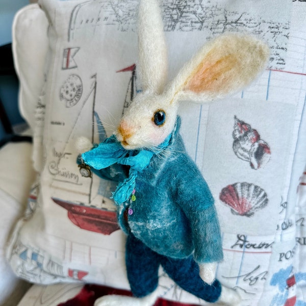 White Rabbit Doll/Ready to Ship/ OOAK White Rabbit/Felt Rabbit Art Doll/NeedleFelted Rabbit/White Rabbit Ornament/Baby Gift/Rabbit Doll
