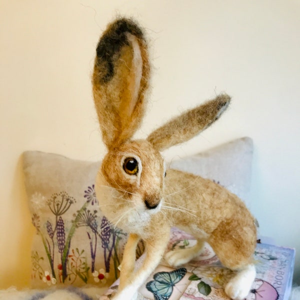 Felted Hare/Rabbit Gift/Needle Felted Rabbit/Hare Sculpture/Felt rabbit/Hare gift/Rabbit sculpture/Hare Sculpture/Felt Rabbit/Needlefelt Har