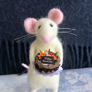 Mouse/Birthday Mouse/Birthday Gift/Character Mouse/Cute Mouse/Mice/Needle felted  Mice/Needle felt Mouse/Mouse Gift/Mouse doll