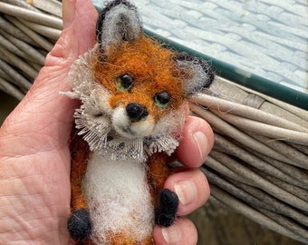 Miniature Fox/Vintage Fox Fox doll/Small fox/Needle Felted Fox/Little Fox/Felt Fox/Fox sculpture/Felted Fox/Fox ornament/Fox gift/Cute fox