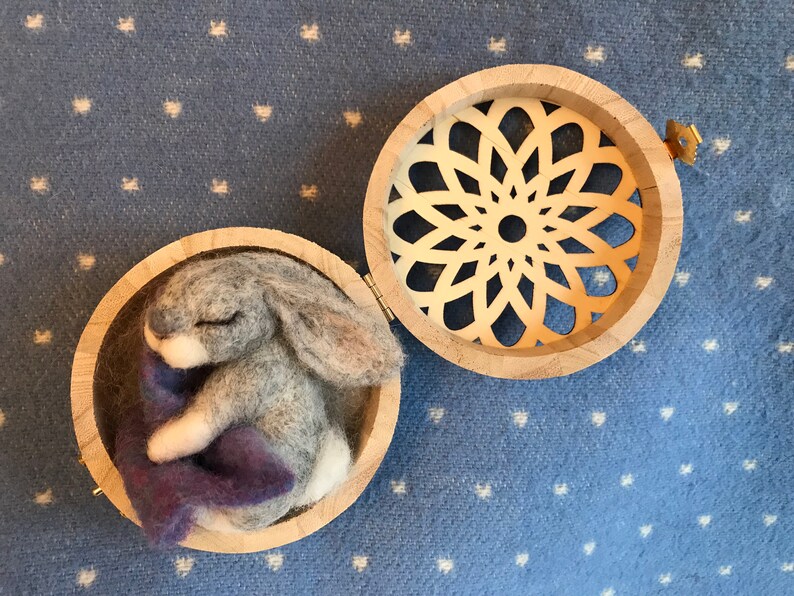 Jardin Terrasse Mere Et Bebe Lapinbeaucoup Plus Ornements Dans Ma Boutique Decorations De Jardin