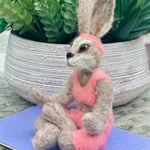 Yoga Hare/Yoga Gift/Needle Felted Hare/Lotus Hare/Yoga gift/Yoga Ornament/Yoga Doll/Felted Yoga Doll/Needle Felted Animal