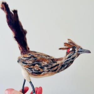 Roadrunner/Roadrunner Sculpture/roadrunner gift/Needle Felted Roadrunner/Roadrunner bird/Felt Roadrunner/chaparral bird/Needle Felted Bird
