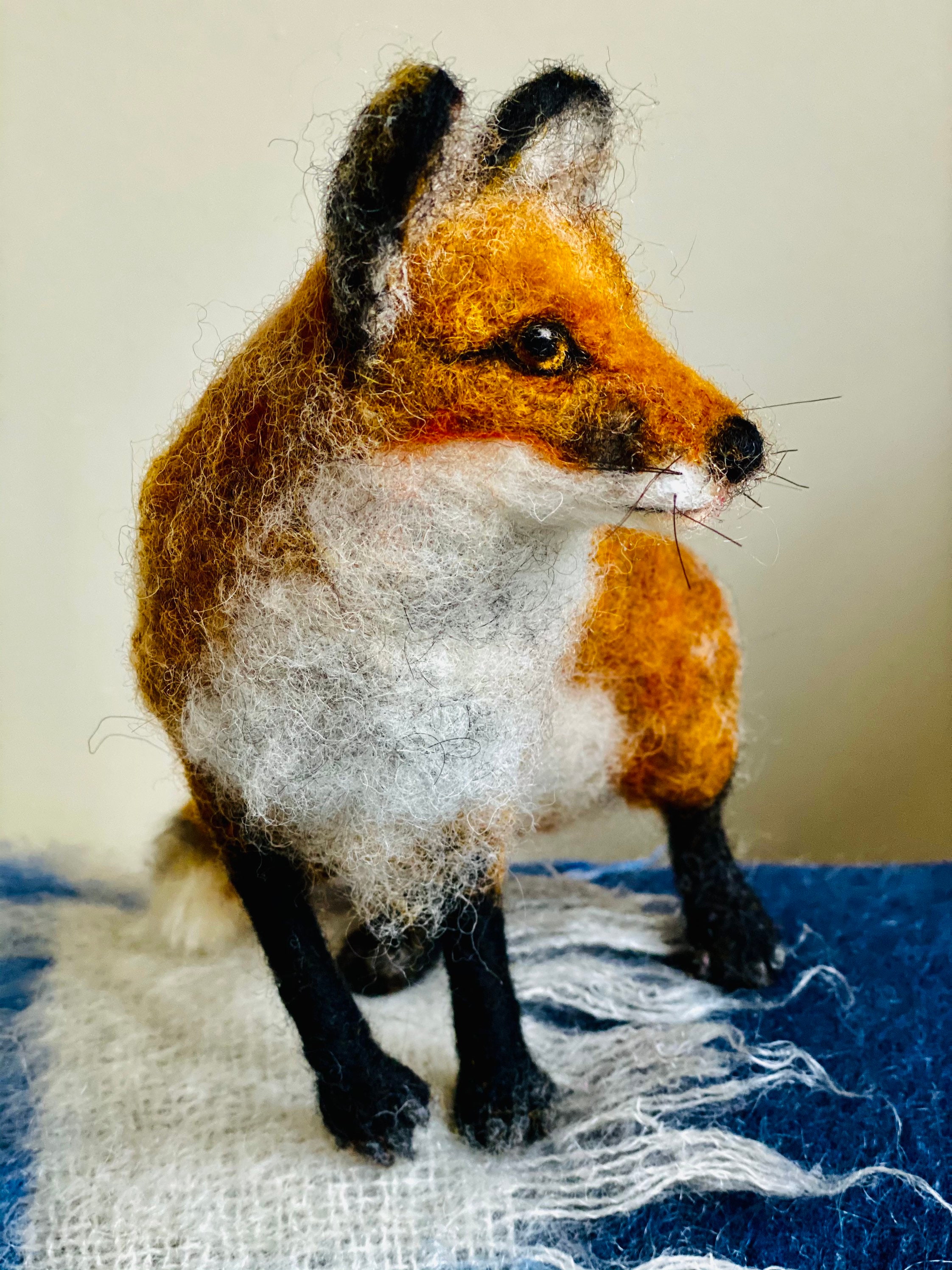 How To Needle Felt Animals - Fox Tutorial 3: Ears, Eyes and Pelt 