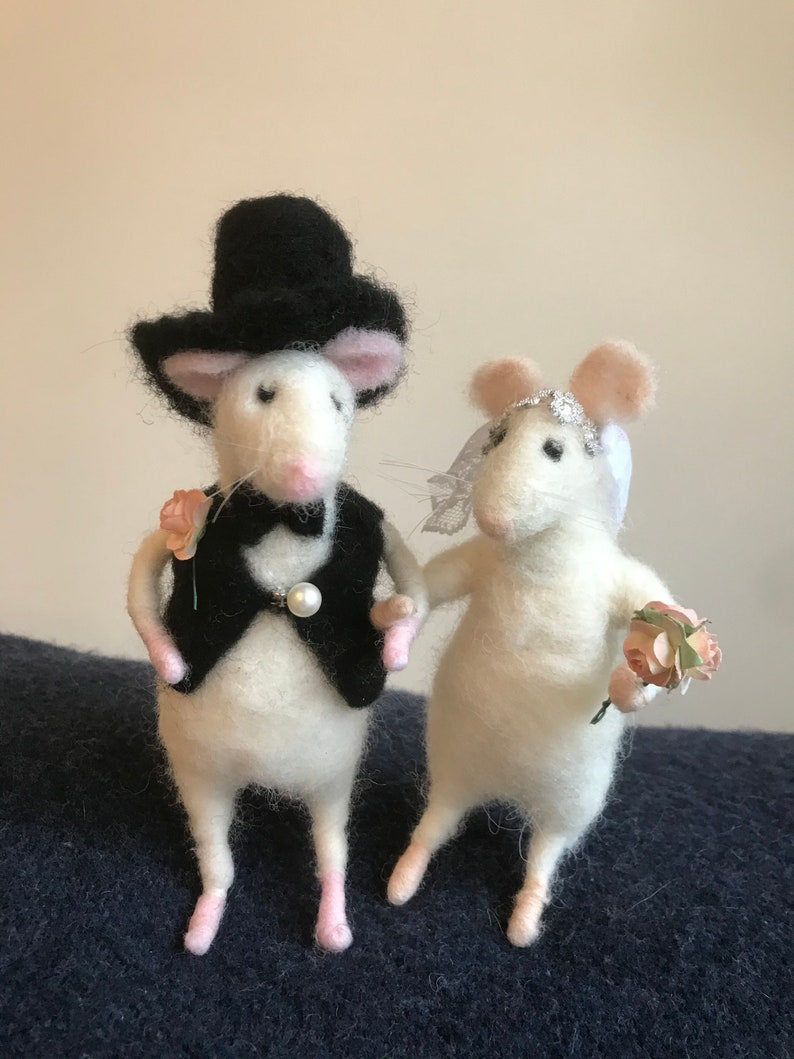 Mouse Wedding Cake Topper/mice Topper/mice Bride and Groom/ Etsy UK