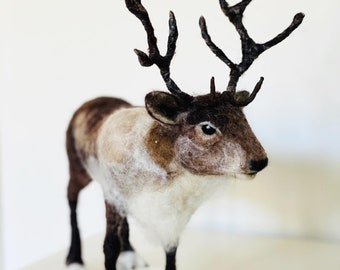 Reindeer/Needle Felted Reindeer/Needle Felted Animal/Reindeer Sculpture/Christmas decor/Xmas Ornament/OOAK Reindeer/Felt Animal