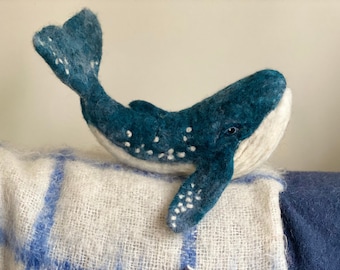 Blue Whale/Felted Animals/Needle Felted Whale/Blue Whale Sculpture/OOAK Whale/Felted Whale/Handmade Blue Whale/Whale Ornament/Whale gift