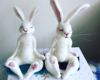 Yoga Hare/Yoga Gift/Needle Felted Hare/Lotus Hare/Yoga gift/Yoga Ornament/Yoga Doll/Felted Yoga Doll/Needle Felted Animal