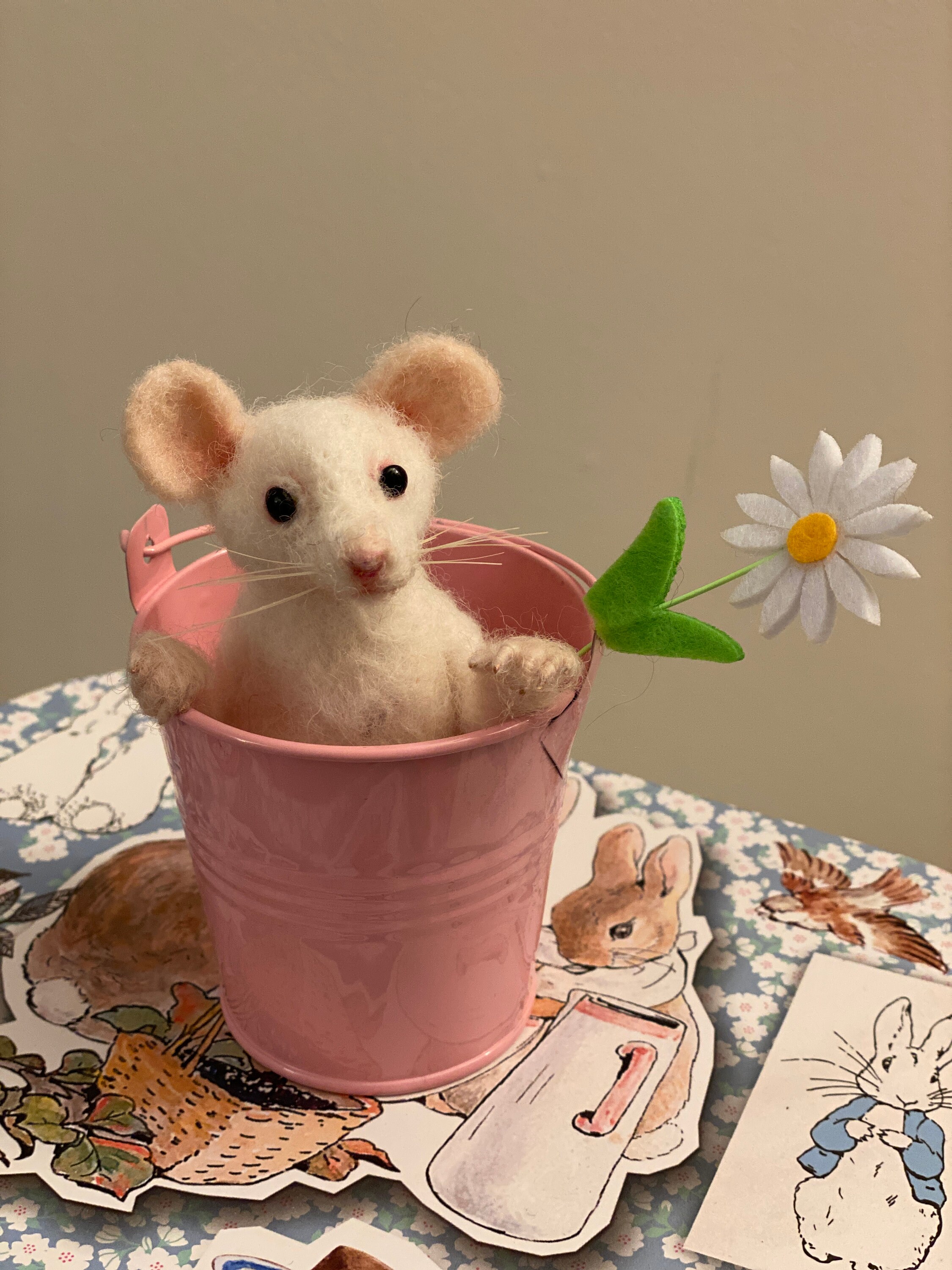 White Mouse/mouse/felted Mouse/cute Mouse/peekaboo - Etsy Hong Kong