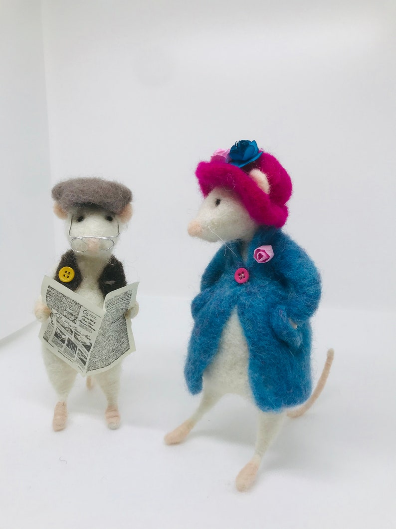 Felt Mouse/Mouse ornament/Character Mouse/Cute Mouse/Miss Mousey/Mice/Mice ornaments/Needle felt Mouse/Mouse Gift/Mouse doll/mouse present image 5