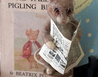 Ratón en carrete/Adorno de ratón/Ratón marrón/Ratón de cerámica/Ratón de fieltro/Ratón pequeño/Ratón de personaje/Fieltro de aguja/Ratón de fieltro de aguja/Regalo de ratón