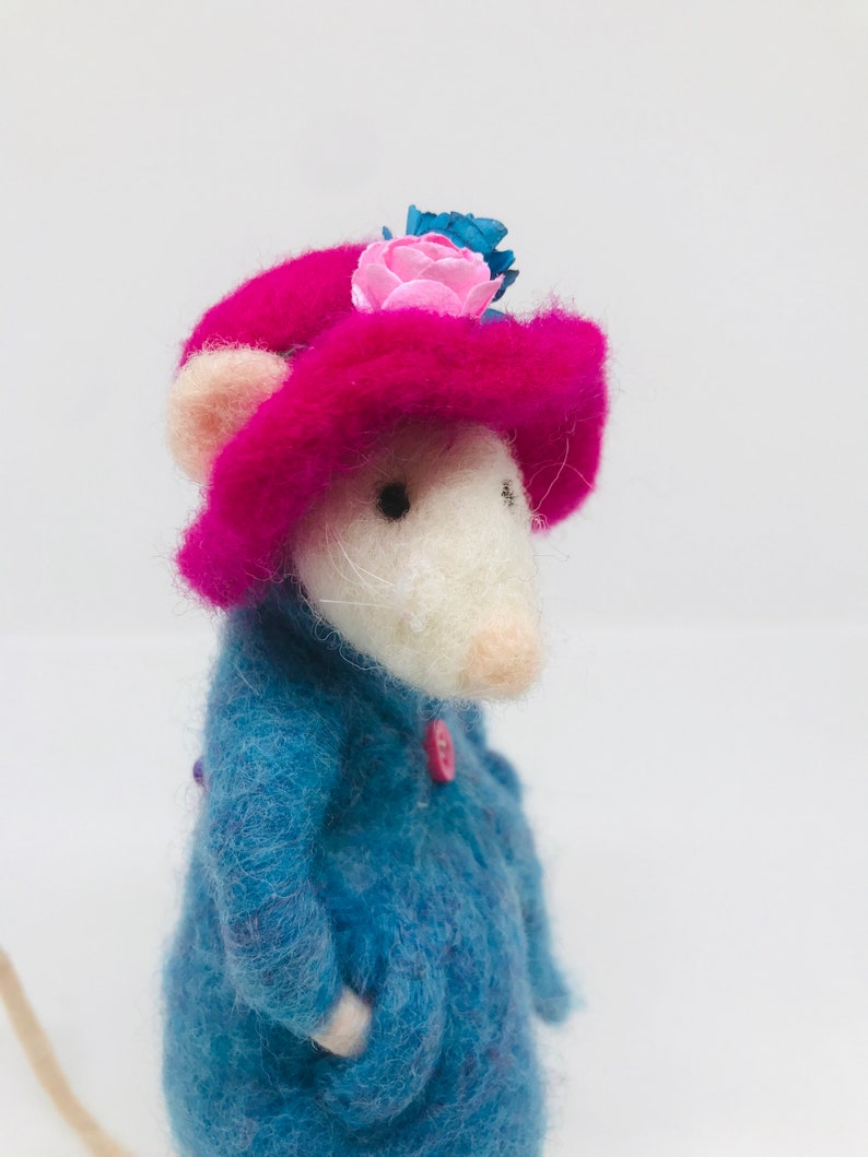 Felt Mouse/Mouse ornament/Character Mouse/Cute Mouse/Miss Mousey/Mice/Mice ornaments/Needle felt Mouse/Mouse Gift/Mouse doll/mouse present image 1