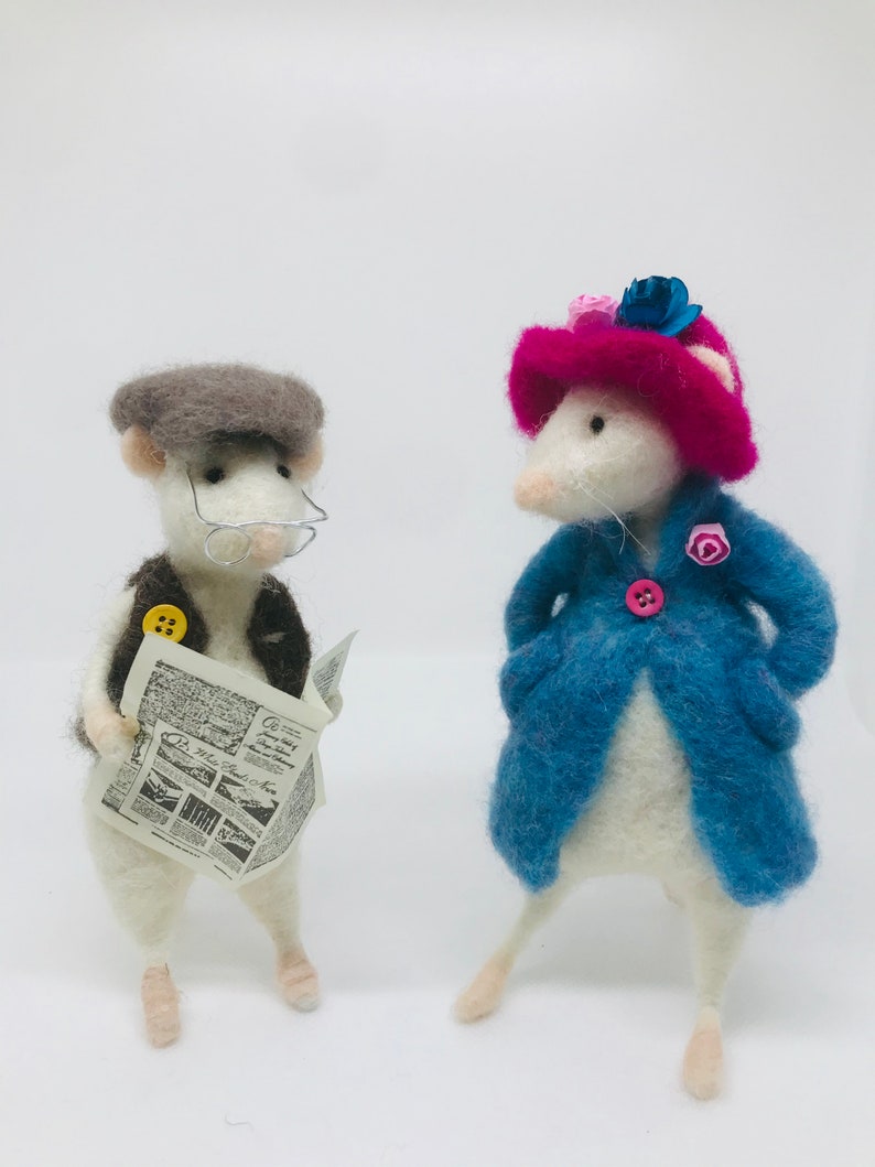 Felt Mouse/Mouse ornament/Character Mouse/Cute Mouse/Miss Mousey/Mice/Mice ornaments/Needle felt Mouse/Mouse Gift/Mouse doll/mouse present image 4