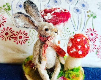 Miniature Hare/Little hare doll/Vintage Hare /Small hare/Little Rabbit/Jack Rabbit/Felt Hare/Hare sculpture/Felted Hare/Hare ornament