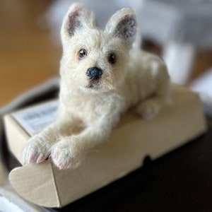 Custom made Dog/Custom Made Needle Felted Dog Figure/Replica Dog Portrait/Needle-felted Dog/Memorial Gift/Pet Portrait/Dog Sculpture