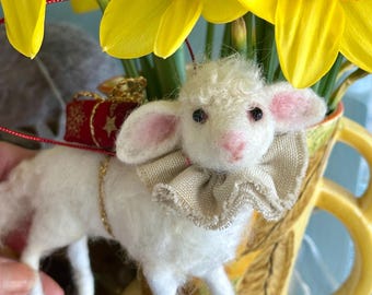 Handmade Needle Felted Lamb Ornament : Cute sheep holiday decoration/Seasonal Decor
