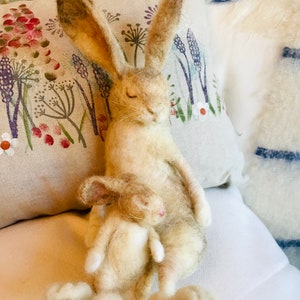 Sleeping hare/Needle Felted Hare/Mother hare/Felt Hare/Felted Rabbit/Felted Animal/Felted Hare/OOAK Hare sculpture/Felt Animals/Home Decor image 6