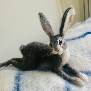 Reclining Hare/Rabbit lover gift/Hare Sculpture/Felted Rabbit/Felt Animals//Needle Felted Animal/Needle Felted Hare/Felted Hare/Hare gift