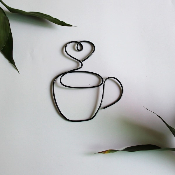 Signo de la taza de té del corazón, arte de la pared del alambre, arte de la pared del té del amor, decoración de la cocina, regalo de la inauguración de la casa, arte de la pared de la cocina, señal de alambre, idea de regalo,