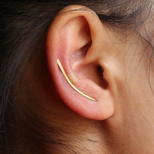 14k Gold Filled Ear Climber, 30mm Ear Crawler Earrings, Hammered Ear Pin, Minimalist Earrings, Gold Earrings, Dainty Earrings for Men