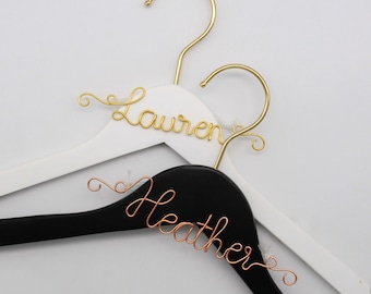 Personalized wedding hanger tags, Custom hanger tag, Wire hanger name tags, Wedding hanger decor, Bridal hangers, Bridesmaid Gift, Favor Tag