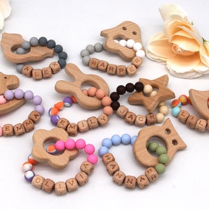 Personalized Baby Ring with Name, Personalized Rattle Ring, Silicone Ring, Baby Shower Gift, Natural Beech Wood Name Baby Toy Rattle