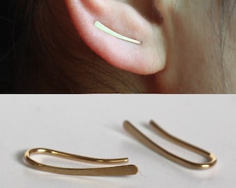 Pendientes trepadores minimalistas, pendientes trepadores martillados, pendientes de aro, pendientes de botón, pendientes trepadores, regalos para damas de honor, ideas de regalo para novia